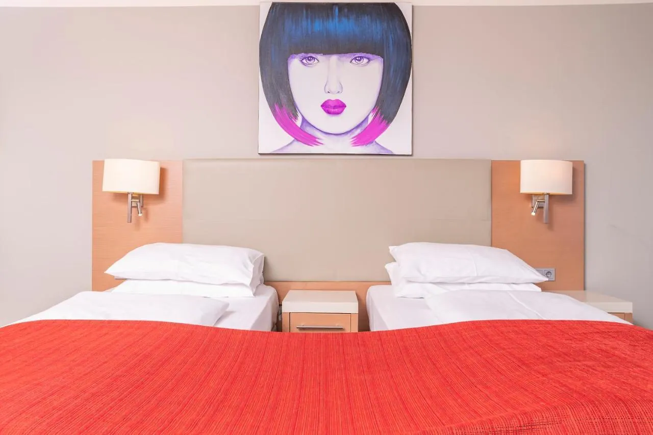 **** Hotel Vivo Aparthotel Vienna Austria