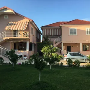  Vendégház Islami Albánia